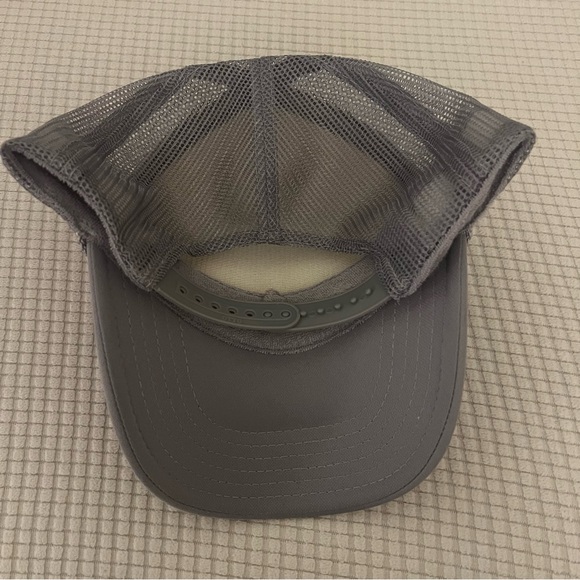 CYCLEBAR Trucker Hat - Picture 3 of 3